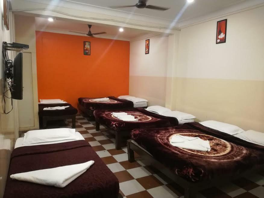 ホテルRaj Residency マイソール エクステリア 写真